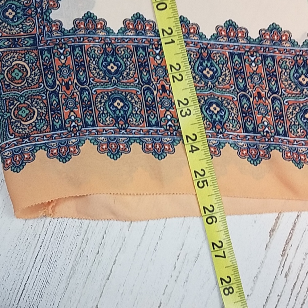 Rose & Olive Sheer Top - Picture 6 of 7